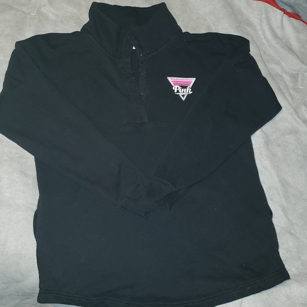 Black VS sweatshirt